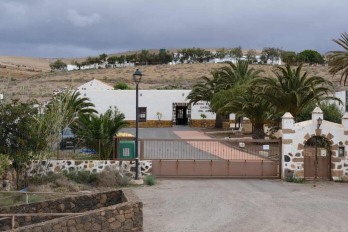 El Cabildo aprueba el expediente de contratación del proyecto de ‘Acceso rodado y peatonal a la Casa de Los Mayores en Casillas del Ángel’
