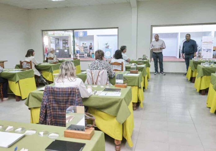 El Concurso nacional de Quesos de leche de cabra reúne a 101 participantes en FEAGA