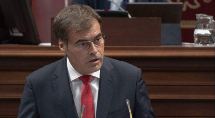 Enseñat: “Fuerteventura sigue perdiendo especialistas por la falta de gestión e indiferencias del Gobierno de Canarias por la sanidad en la isla”