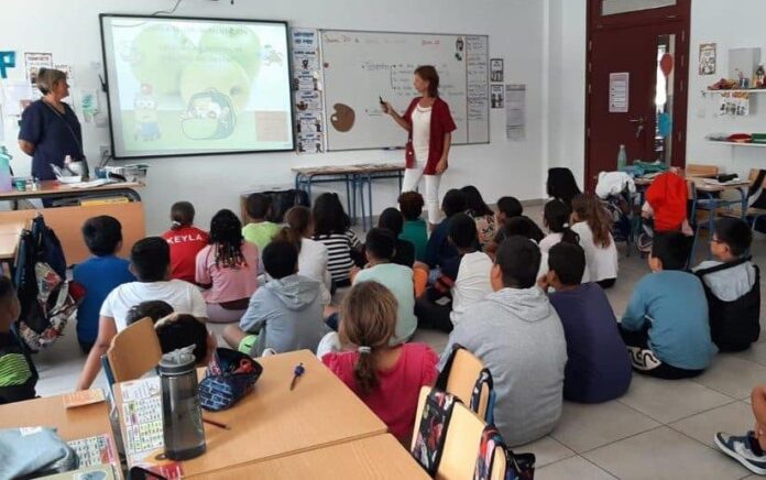 Profesionales del Área de Salud de Fuerteventura promocionan la alimentación saludable entre el alumnado de Infantil y Primaria