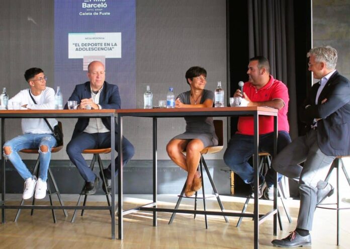 Atletas de toda la isla participan este viernes en la XI Milla Urbana Barceló Caleta de Fuste
