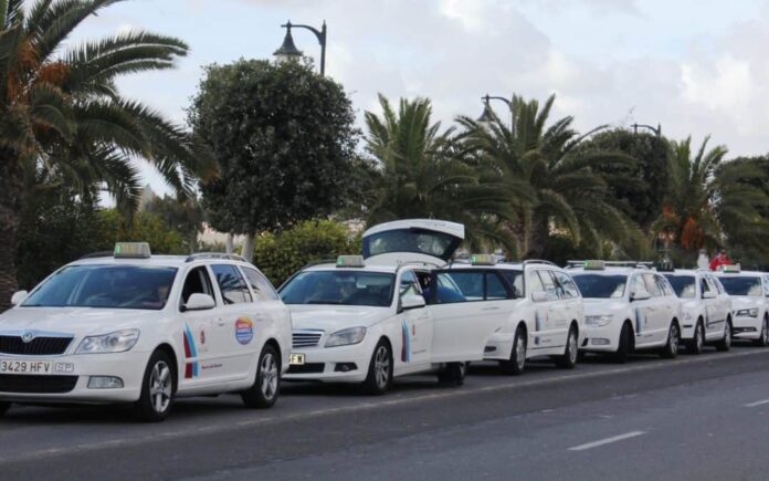 El pleno de Puerto del Rosario da vía libre a la actualización de las tarifas del sector del Taxi