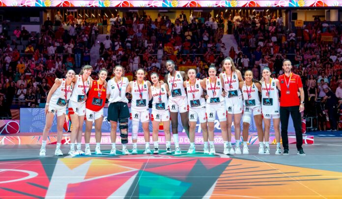 El Ayuntamiento de Puerto del Rosario felicita a Carla Brito por el subcampeonato del mundo de baloncesto sub-19