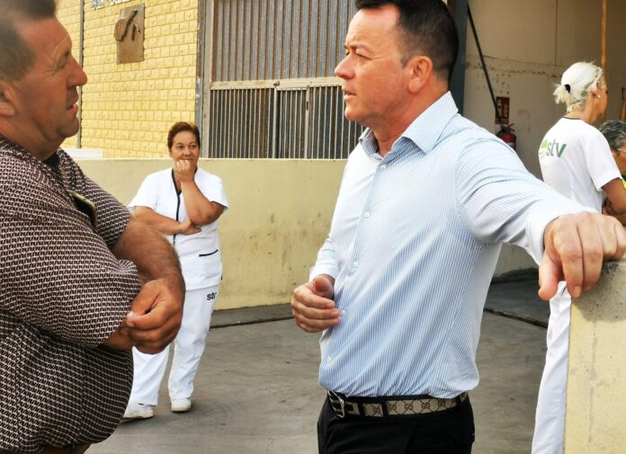 El Grupo de Gobierno de Antigua se presenta a la plantilla completa de STV