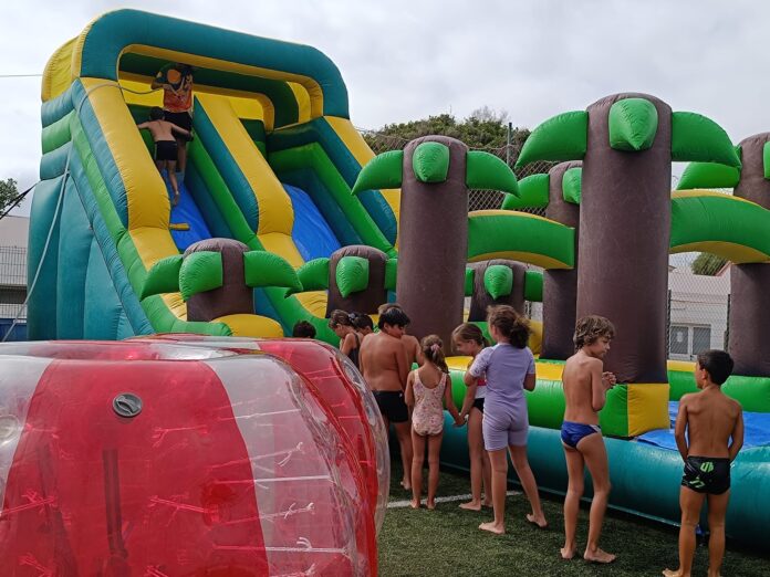Un total de 345 niños y 250 adultos participan en las Escuelas Deportivas de Verano de Puerto del Rosario