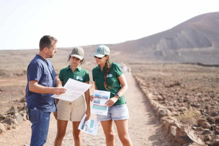 Nuevo servicio de información ambiental en el volcán Calderón Hondo