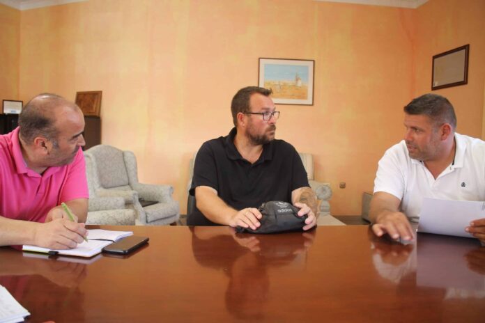 Diez canchas en Caleta de Fuste acogen el II Torneo de Bola Canaria Ayuntamiento de Antigua