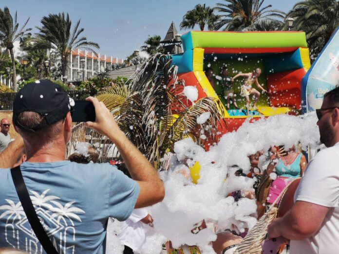 Fiestas Infantiles de Verano cada viernes en la Playa del Castillo