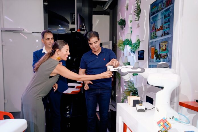 La Consejería de Turismo y Empleo inaugura la nueva Casa Inteligente del Museo Elder de la Ciencia y la Tecnología, única en Europa