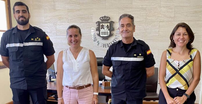 El Cabildo recibe a los nuevos mandos de la Unidad Militar de Emergencia en Canarias