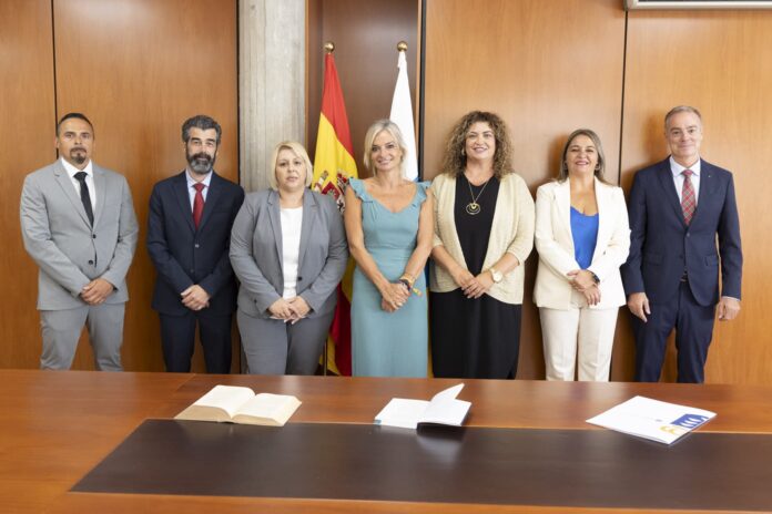 La consejera de Sanidad preside la toma de posesión de nuevos altos cargos de su departamento