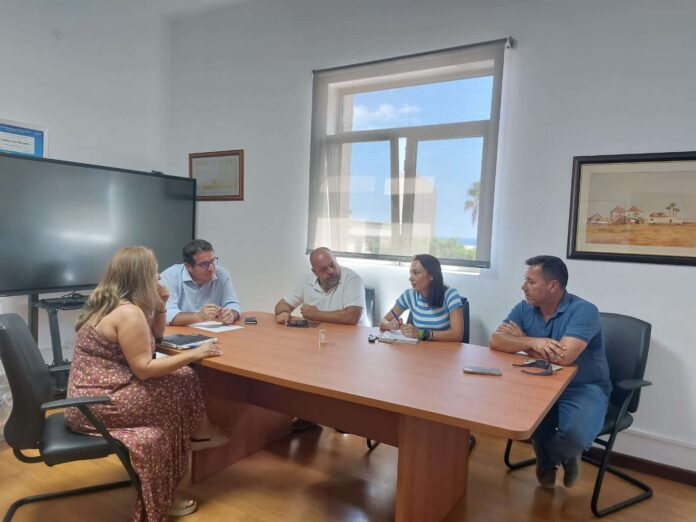 Ayuntamiento y Colegio Oficial de Aparejadores de Fuerteventura mantienen una reunión de coordinación