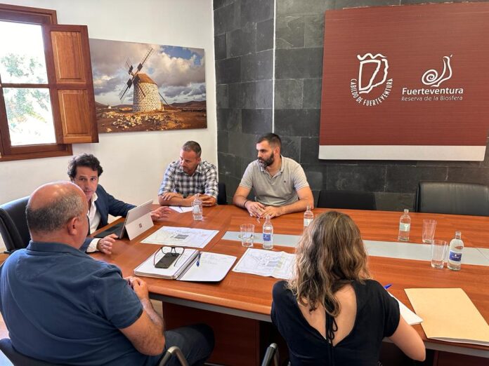 Cabildo y Transición Ecológica se comprometen a colaborar en nuevos proyectos en materia de residuos