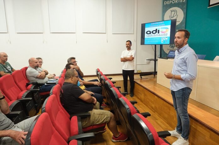 El Cabildo coordina con clubes y deportistas la nueva ordenanza de ayudas deportivas