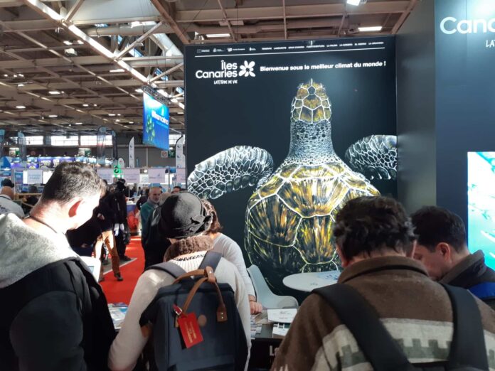 Turismo de Canarias promociona en Francia el clima y la biodiversidad del destino para atraer al turismo de buceo