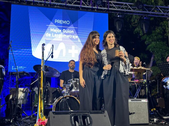 entrega-premio-yaiza-berrocal.jpeg