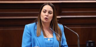 El Parlamento respalda la creación de un bono para impulsar la artesanía canaria