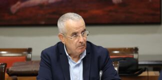 Mario Cabrera celebra la incorporación de tres nuevas ambulancias para reforzar la asistencia sanitaria en Fuerteventura
